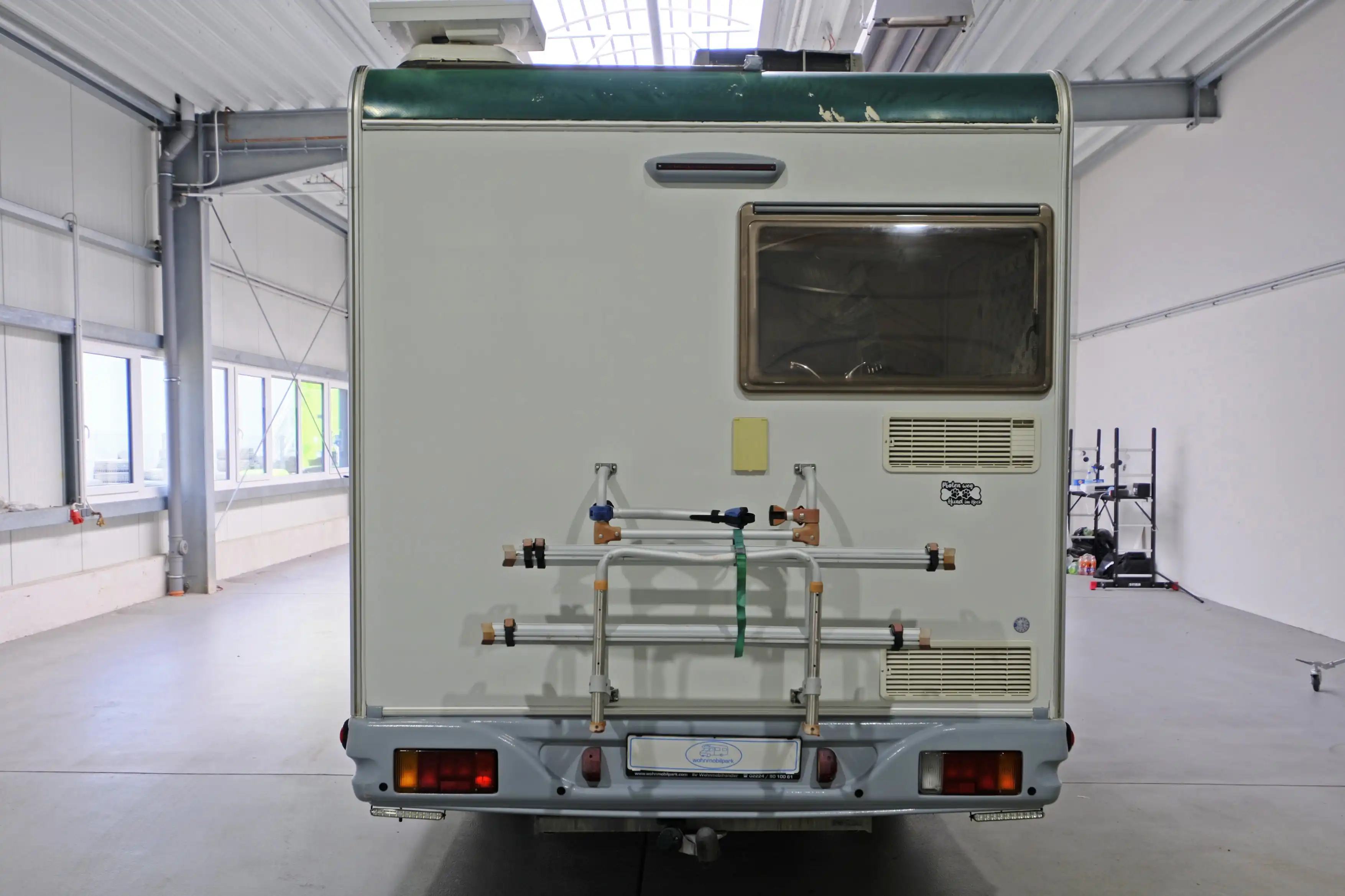 MCLOUIS Lagan 410